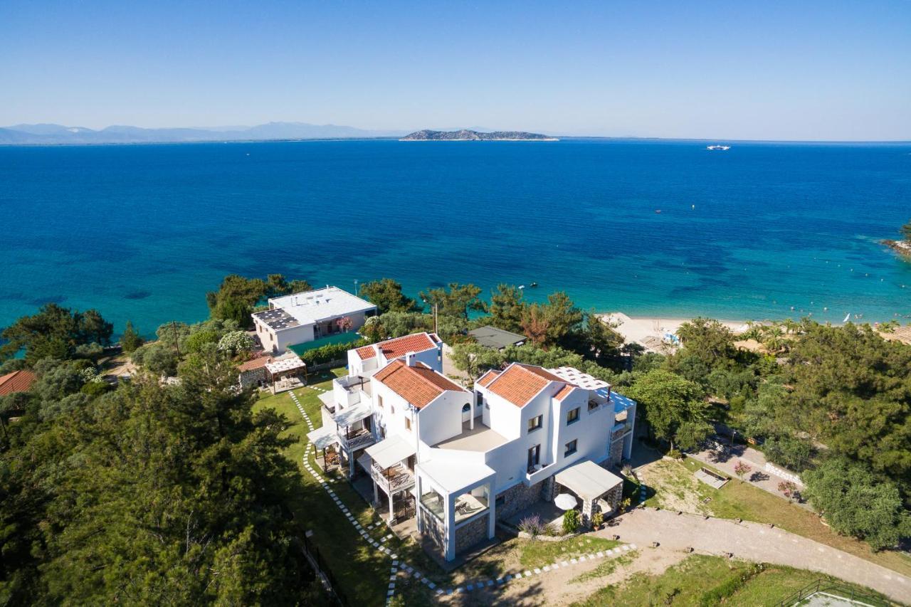 Villa Victoria By La Scala Beach ลีเมนาส ภายนอก รูปภาพ